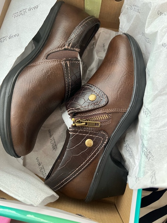 EASY STREET womens comfort wave zip up side 2" heel DARCY size 6 W brown NEW - Picture 5 of 6